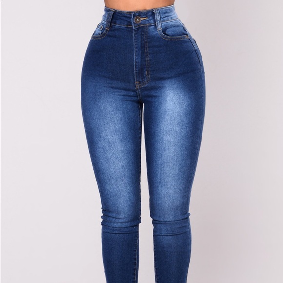 BNWT Fashion Nova Salem high rise jeans - Picture 1 of 5
